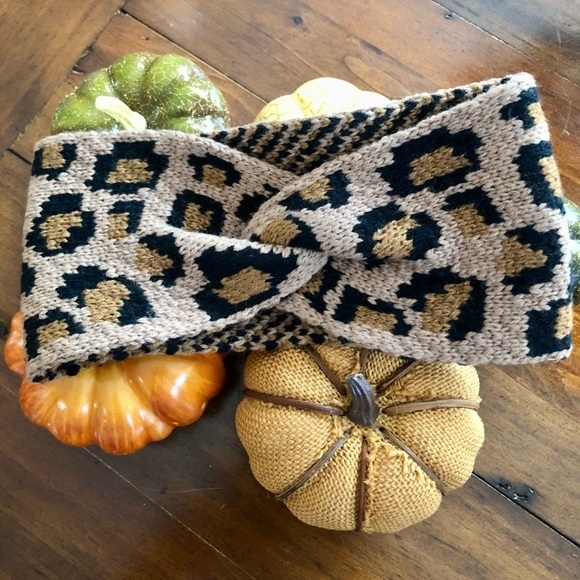 Leopard Print Winter Twist Front Ear Warmers - Picture 8 of 8